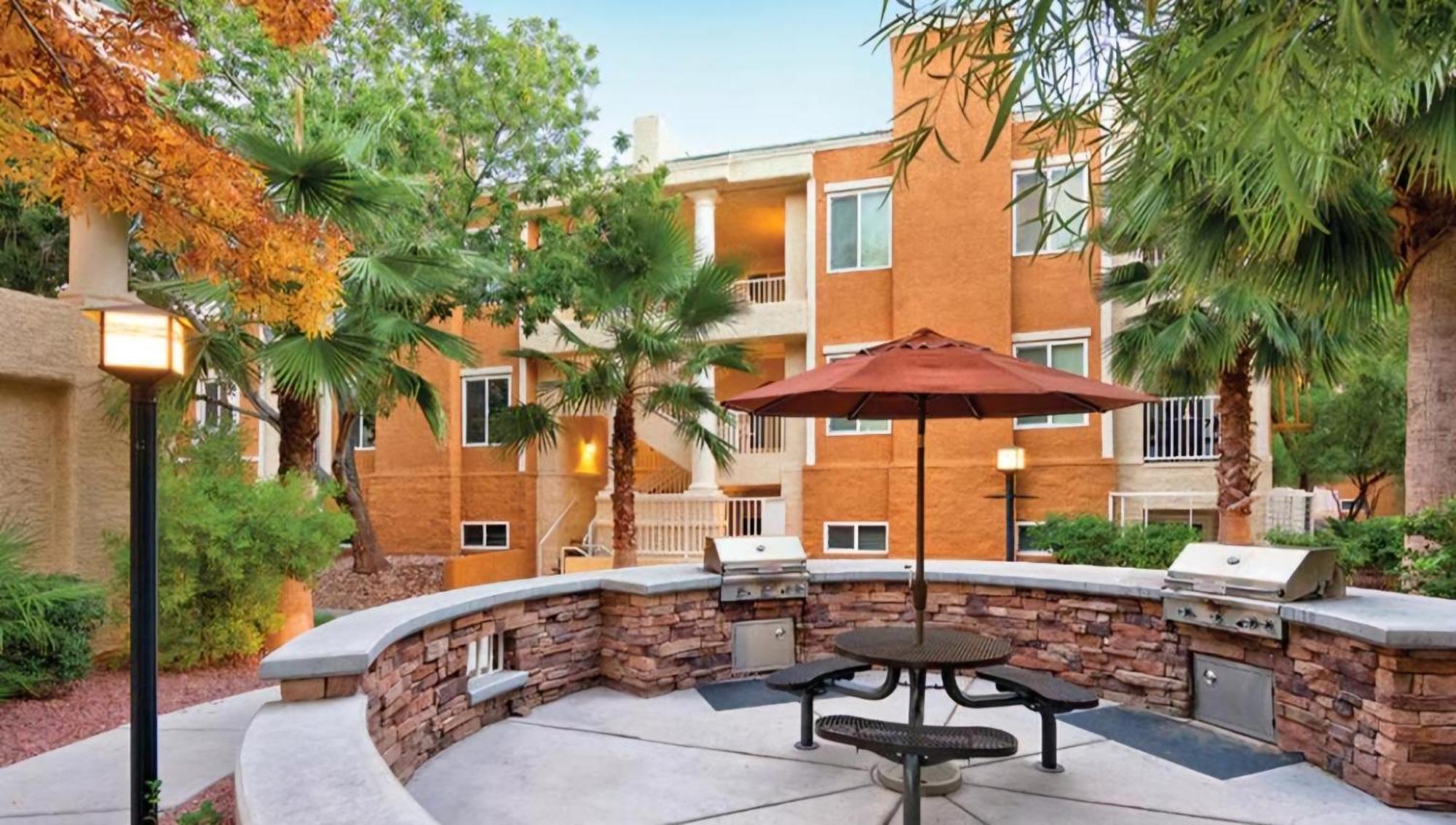 לאס וגאס Tropicana Resort Vegas Strip מראה חיצוני תמונה